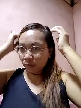 Snapshot of asianwet4u chatting on February 5, 2026, 2:13 pm asianwet4u online show from February 5, 2026, 2:13 pm