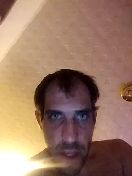 Snapshot of Codymc89 chatting on September 17, 2025, 6:10 pm Codymc89 online show from September 17, 2025, 6:10 pm