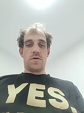 Snapshot of Codymc89 chatting on October 7, 2025, 6:20 pm Codymc89 online show from October 7, 2025, 6:20 pm