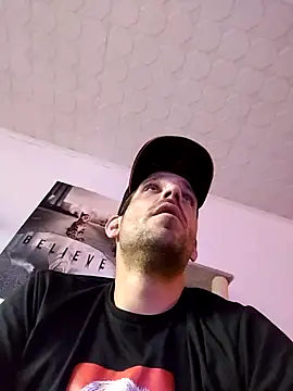Snapshot of Codymc89 chatting on September 25, 2025, 8:31 am Codymc89 online show from September 25, 2025, 8:31 am