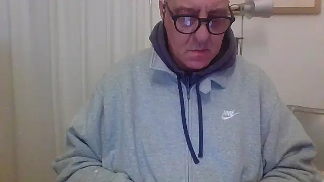 ANONIMO7735 online show from April 2, 2026, 4:57 pm