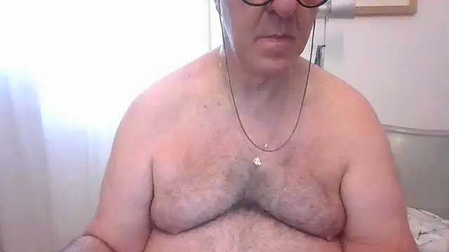 Snapshot of ANONIMO7735 chatting on July 18, 2026, 4:04 pm ANONIMO7735 online show from July 18, 2026, 4:04 pm