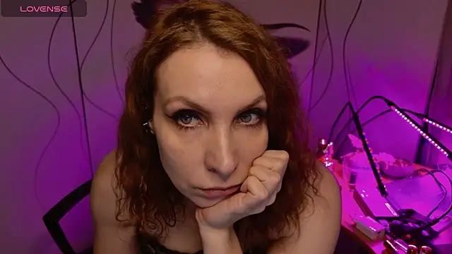 Snapshot of JohansonKatie chatting on March 12, 2026, 3:56 am JohansonKatie online show from March 12, 2026, 3:56 am