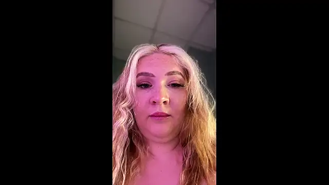 Anal Top online show from November 24, 2025, 8:20 pm