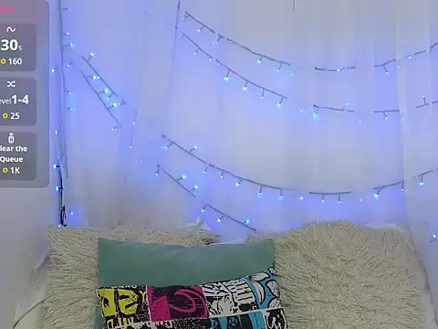 Snapshot of ninaa_fox chatting on May 8, 2026, 1:48 pm ninaa fox online show from May 8, 2026, 1:48 pm