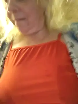 Snapshot of Janahotty chatting on July 10, 2026, 10:43 pm Janahotty online show from July 10, 2026, 10:43 pm