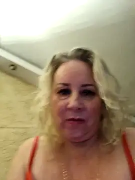 Snapshot of Janahotty chatting on February 5, 2026, 9:54 pm Janahotty online show from February 5, 2026, 9:54 pm