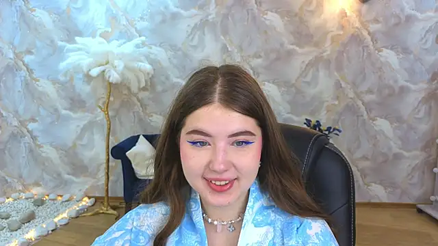 NicoleFoxery online show from September 24, 2025, 3:24 am