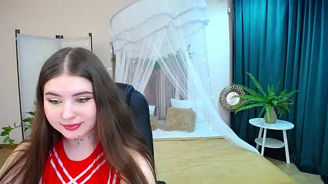 NicoleFoxery online show from March 18, 2025, 12:30 am