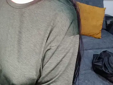 Snapshot of kamila-diablita chatting on February 4, 2025, 8:06 pm kamila-diablita online show from February 4, 2025, 8:06 pm