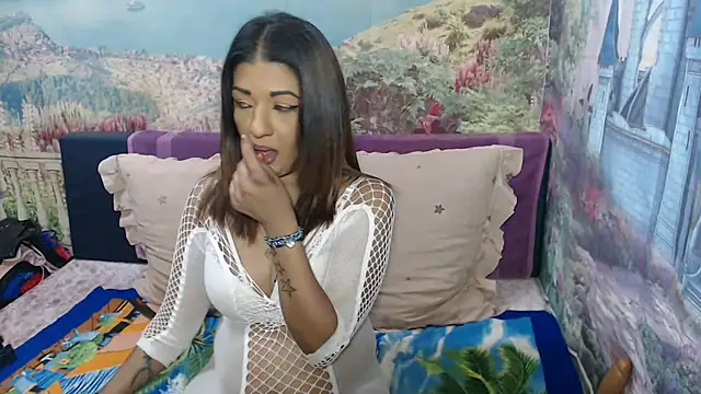 Snapshot of indianaqua chatting on November 7, 2025, 6:01 pm indianaqua online show from November 7, 2025, 6:01 pm