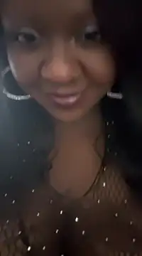 6lue6a6y69 online show from February 16, 2025, 7:27 pm