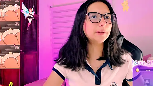 Snapshot of Luniverse chatting on February 3, 2025, 9:07 pm Luniverse online show from February 3, 2025, 9:07 pm