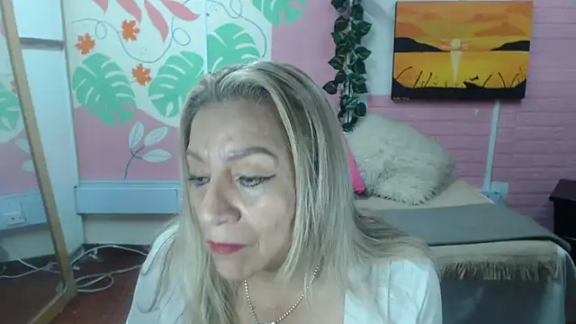 Snapshot of ZAMANTHA chatting on April 29, 2026, 5:30 pm ZAMANTHA online show from April 29, 2026, 5:30 pm