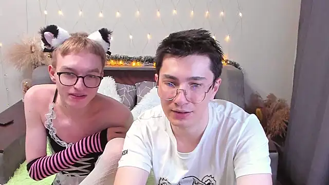 Snapshot of Yumi_steve chatting on March 16, 2025, 7:38 pm Yumi steve online show from March 16, 2025, 7:38 pm