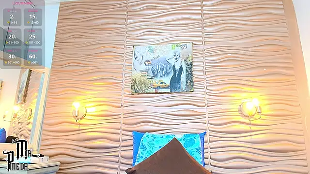 mia pineda online show from September 16, 2025, 9:05 pm