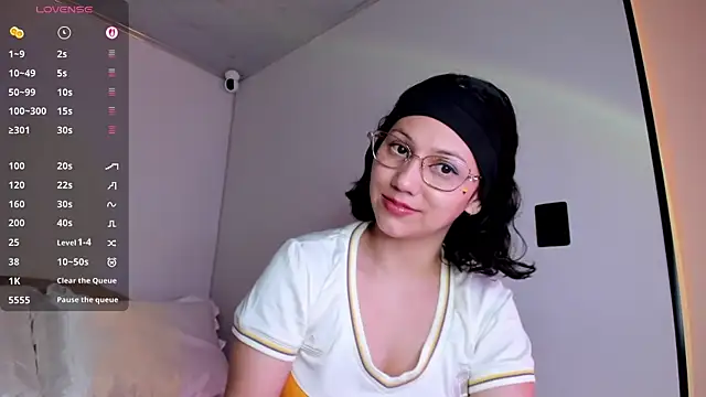 Snapshot of Anyi_1 chatting on June 28, 2026, 3:02 am Anyi 1 online show from June 28, 2026, 3:02 am