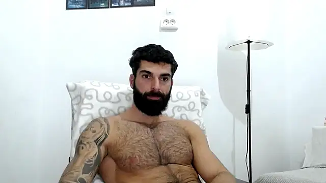 Snapshot of Verycutex chatting on November 18, 2025, 11:35 am Verycutex online show from November 18, 2025, 11:35 am