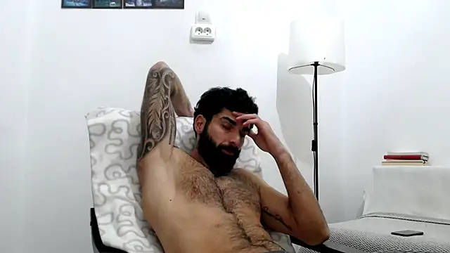 Verycutex online show from January 7, 2026, 8:58 pm