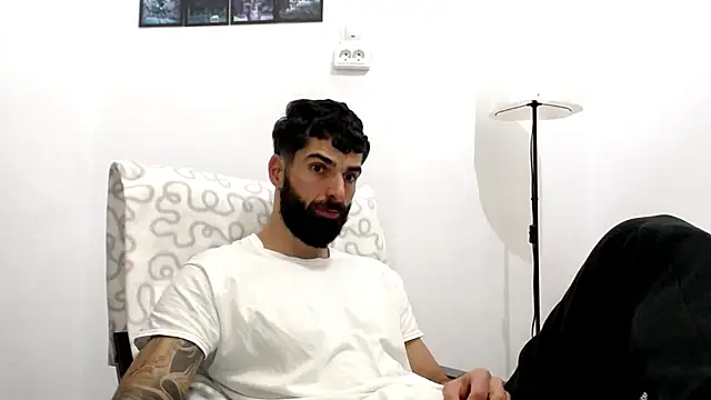 Snapshot of Verycutex chatting on November 28, 2025, 7:30 am Verycutex online show from November 28, 2025, 7:30 am