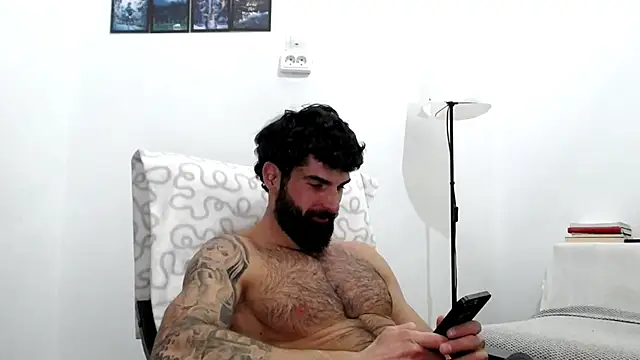 Verycutex online show from February 25, 2026, 7:03 pm