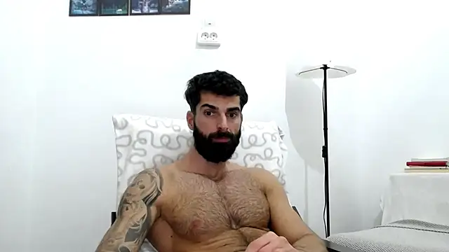 Verycutex online show from December 3, 2025, 12:48 pm