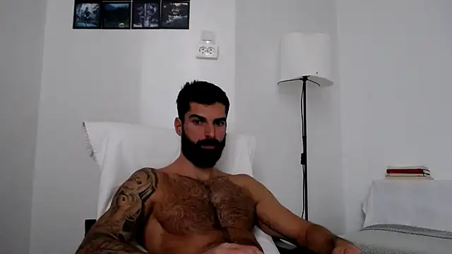 Snapshot of Verycutex chatting on October 22, 2025, 7:19 am Verycutex online show from October 22, 2025, 7:19 am