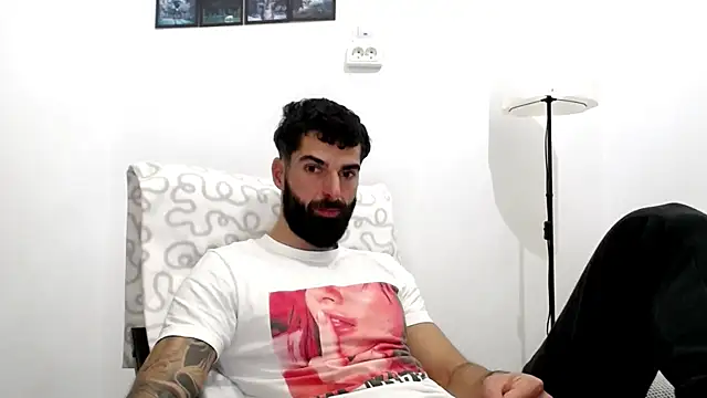 Snapshot of Verycutex chatting on November 27, 2025, 6:58 am Verycutex online show from November 27, 2025, 6:58 am