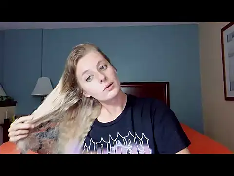 Snapshot of AsiaGoesPro chatting on October 3, 2025, 12:14 am AsiaGoesPro online show from October 3, 2025, 12:14 am