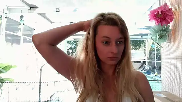 Snapshot of AsiaGoesPro chatting on November 1, 2025, 4:12 pm AsiaGoesPro online show from November 1, 2025, 4:12 pm