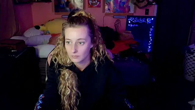 AsiaGoesPro online show from March 17, 2026, 2:25 am