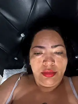 Snapshot of NIKOLE1301 chatting on February 1, 2026, 2:04 pm NIKOLE1301 online show from February 1, 2026, 2:04 pm