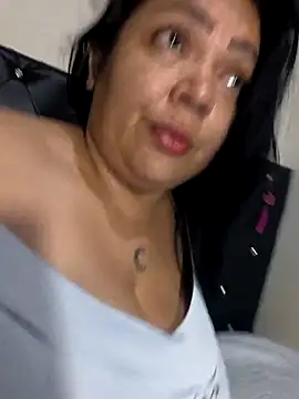 Snapshot of NIKOLE1301 chatting on February 16, 2026, 8:40 pm NIKOLE1301 online show from February 16, 2026, 8:40 pm