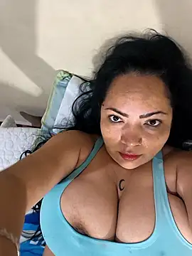 Snapshot of NIKOLE1301 chatting on January 16, 2026, 1:15 pm NIKOLE1301 online show from January 16, 2026, 1:15 pm