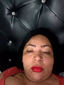 Snapshot of NIKOLE1301 chatting on January 10, 2026, 9:32 pm NIKOLE1301 online show from January 10, 2026, 9:32 pm