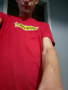 Snapshot of yourboysexy19 chatting on August 2, 2026, 10:18 pm yourboysexy19 online show from August 2, 2026, 10:18 pm