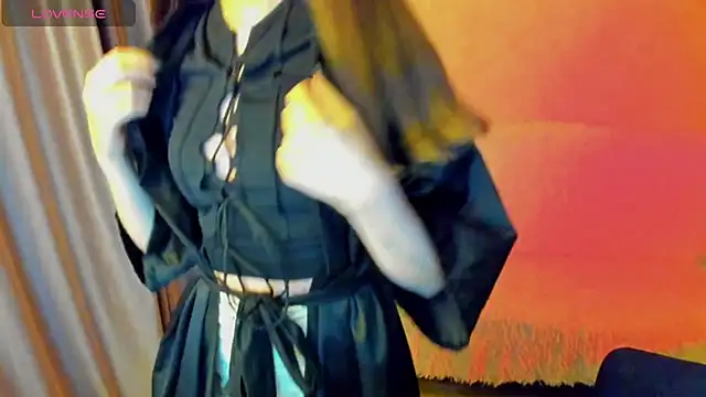 CurlySteph online show from January 10, 2026, 2:34 pm