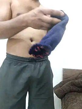 Snapshot of indianbulldelhi chatting on March 10, 2025, 5:22 am indianbulldelhi online show from March 10, 2025, 5:22 am