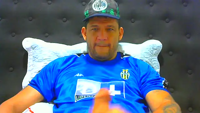 Snapshot of altenori112 chatting on September 12, 2025, 1:00 pm altenori112 online show from September 12, 2025, 1:00 pm
