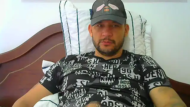 altenori112 online show from December 18, 2025, 2:43 pm