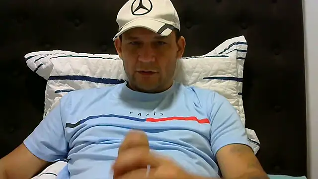 Snapshot of altenori112 chatting on March 20, 2025, 10:07 pm altenori112 online show from March 20, 2025, 10:07 pm
