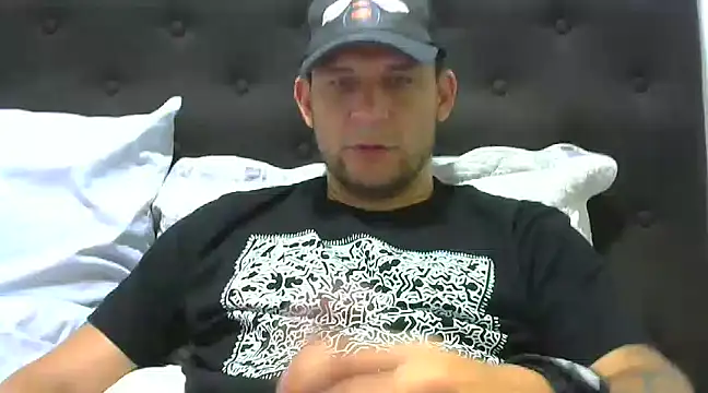 Snapshot of altenori112 chatting on March 14, 2025, 6:50 pm altenori112 online show from March 14, 2025, 6:50 pm
