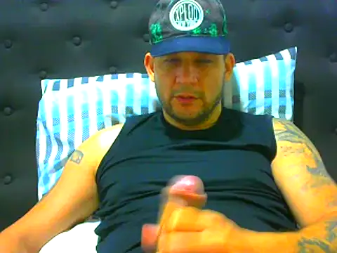 Snapshot of altenori112 chatting on October 2, 2025, 1:42 am altenori112 online show from October 2, 2025, 1:42 am