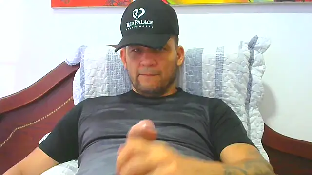 Snapshot of altenori112 chatting on April 23, 2026, 10:00 pm altenori112 online show from April 23, 2026, 10:00 pm
