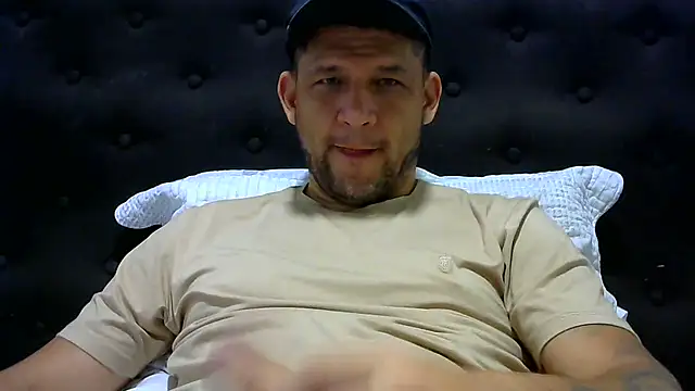 Snapshot of altenori112 chatting on March 3, 2025, 9:26 pm altenori112 online show from March 3, 2025, 9:26 pm