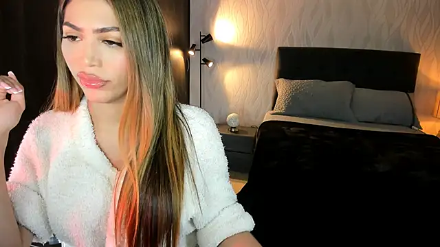 Snapshot of Kimy_Angel chatting on December 5, 2024, 2:15 am Kimy Angel online show from December 5, 2024, 2:15 am