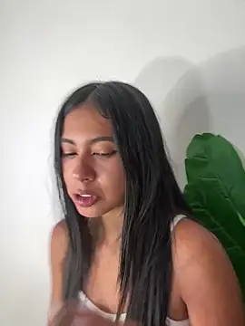 Snapshot of roxy_pk_ chatting on January 9, 2025, 10:09 pm roxy pk online show from January 9, 2025, 10:09 pm