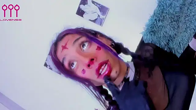 Sammybitchx online show from July 17, 2026, 1:19 pm