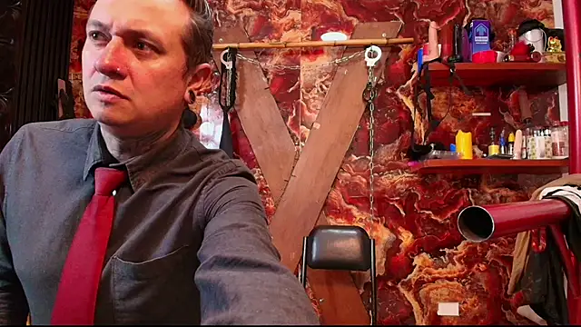 boy n girl online show from February 21, 2026, 9:33 am