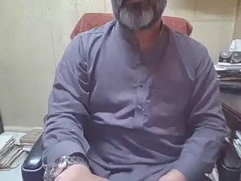 hairymaster95 online show from September 16, 2025, 3:51 am